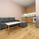 Проживание в семье Mezani Влёра